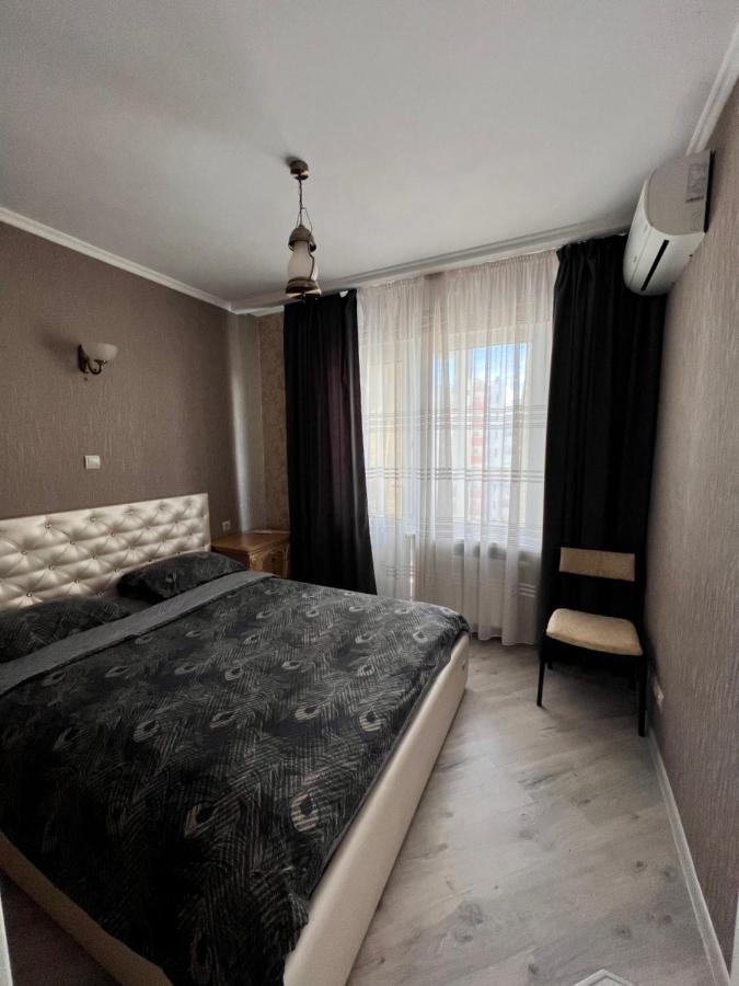 Видовая 1 Ком На Осокорках Kiev Exterior foto